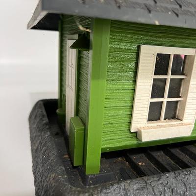 BIRDHOUSE LOT