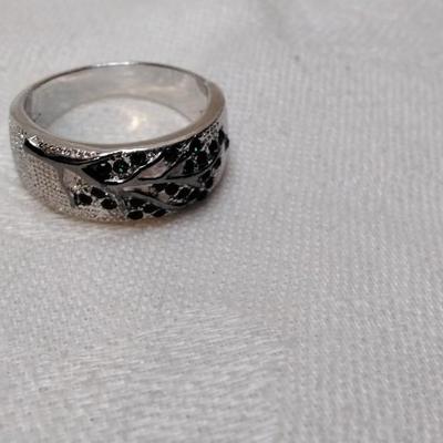 Vintage Emerald Tree of Life 925 Ring Size 8.5