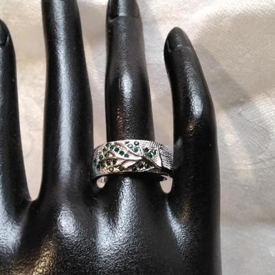 Vintage Emerald Tree of Life 925 Ring Size 8.5