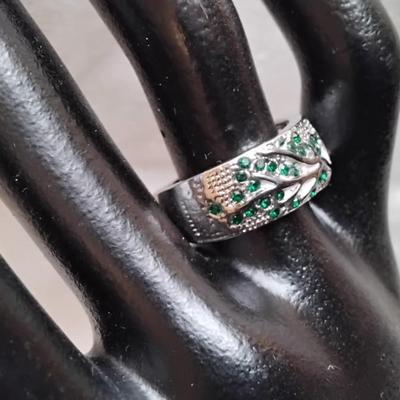 Vintage Emerald Tree of Life 925 Ring Size 8.5