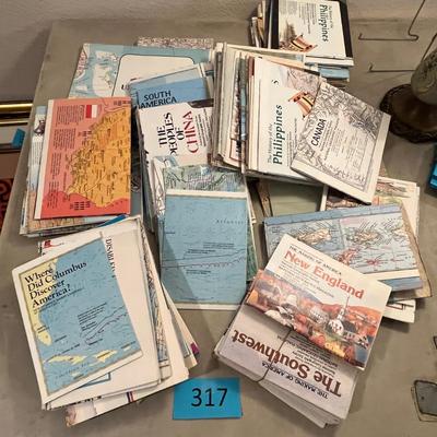 Lot of National Geographic maps