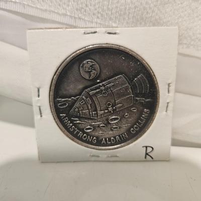 1969 moon landing white medal