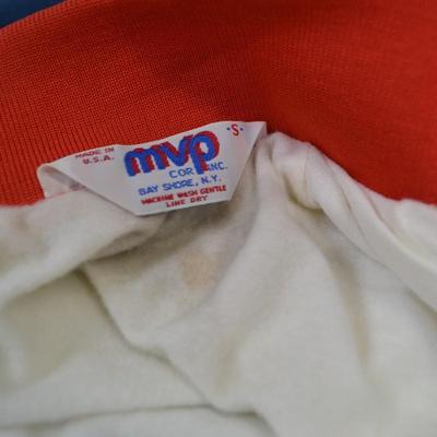 LOT 305 VINTAGE JACKET SIZE SMALL