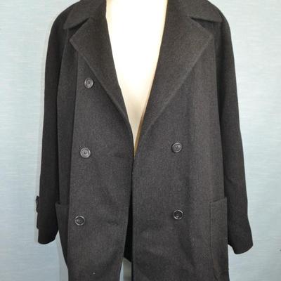 LOT 310  ANNE KLEIN WOOL COAT.