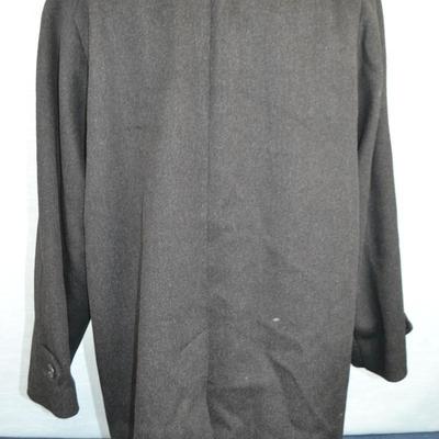 LOT 310  ANNE KLEIN WOOL COAT.