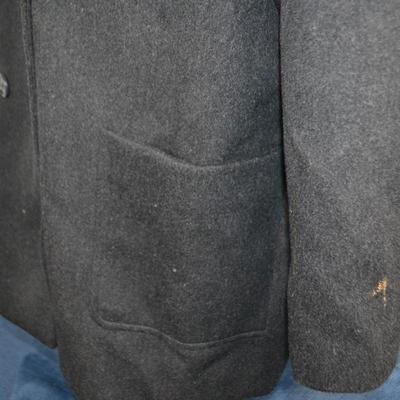 LOT 310  ANNE KLEIN WOOL COAT.