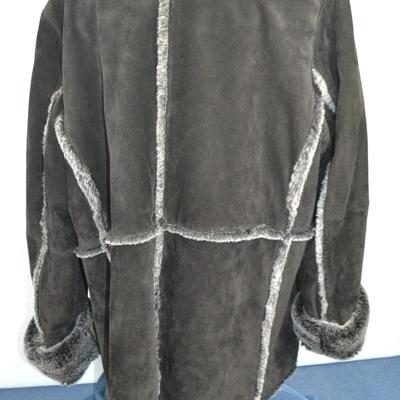 LOT 312. LADIES EXTRA LARGE SUEDE COAT BY BERNARDO