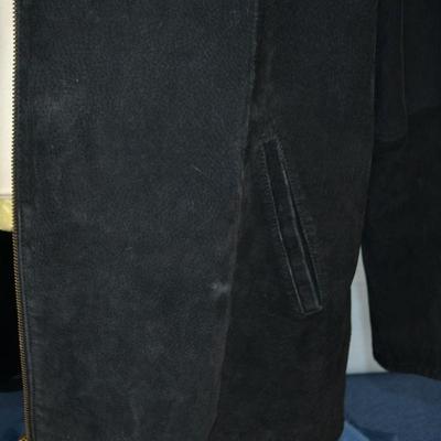 LOT 313. MENS EXTRA LARGE SUEDE JACKET