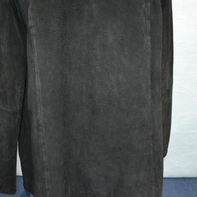 LOT 313. MENS EXTRA LARGE SUEDE JACKET