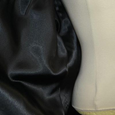 LOT 313. MENS EXTRA LARGE SUEDE JACKET