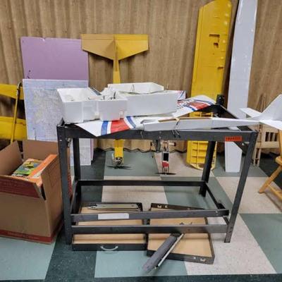 Steel table & airplane models