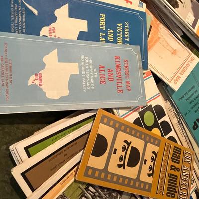 Maps & brochures.