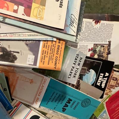 Maps & brochures.
