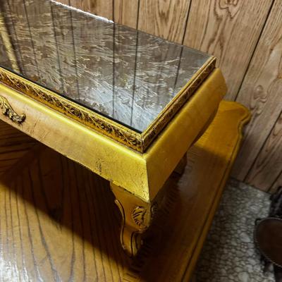 Low! Entry Table. 