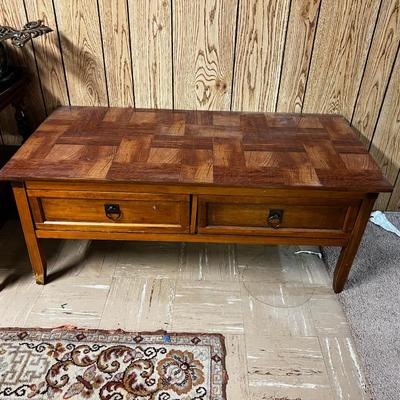 Coffee Table Arts & Craft Design
