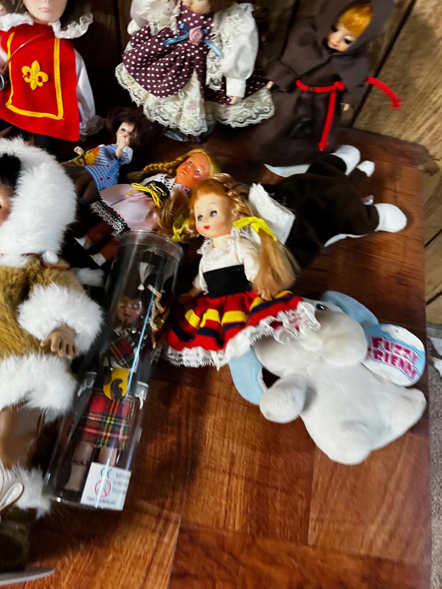 Smaller Dolls, Dolls, Dolls