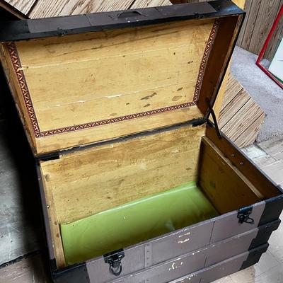Antique Steamer Trunk 