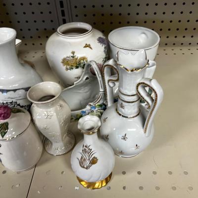 White and Delightful Ceramics. 
