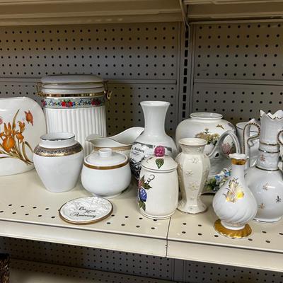 White and Delightful Ceramics. 