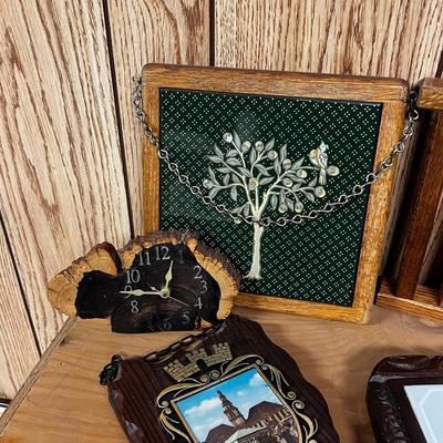Trivets & Wall Plaques Plus Trivet Wall Plaques