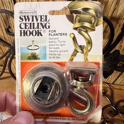 Metal Decorative Items that Hang