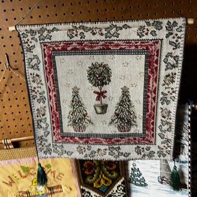 5 Wall Hangings 