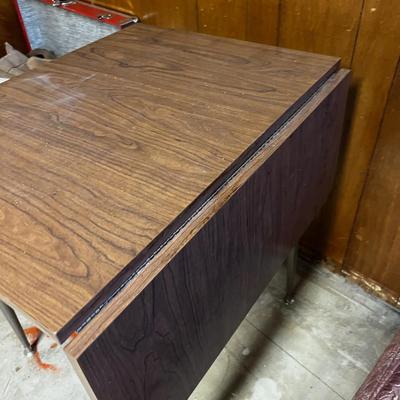 Formica Top Drop Leaf Table 