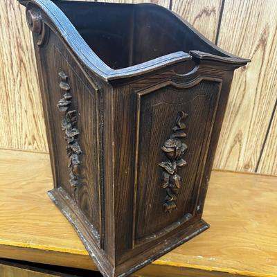 Vintage Waste Basket Wood Toned Plastic