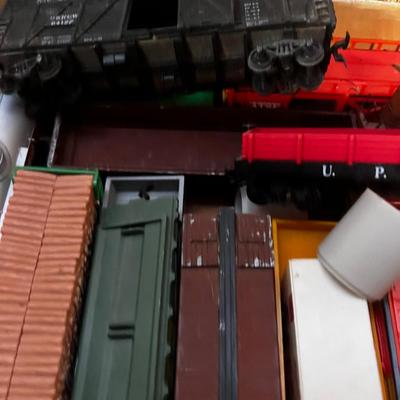 HO Scale Train Cars  
