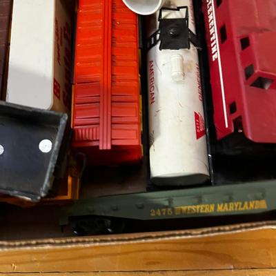 HO Scale Train Cars  