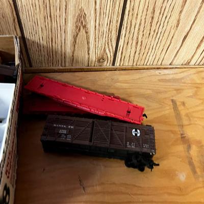 HO Scale Train Cars  