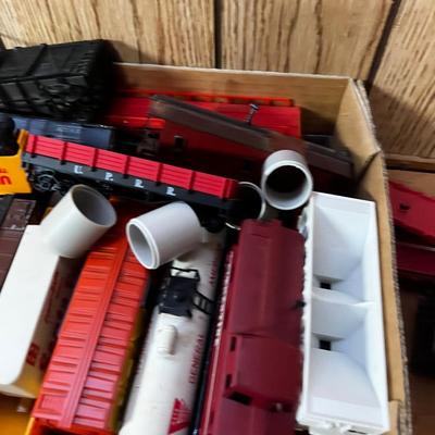 HO Scale Train Cars  