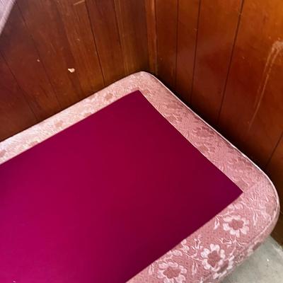  Mauve Day Bed VINTAGE!! 