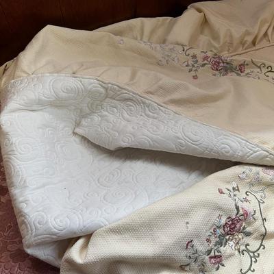 Day Bed Skirt 