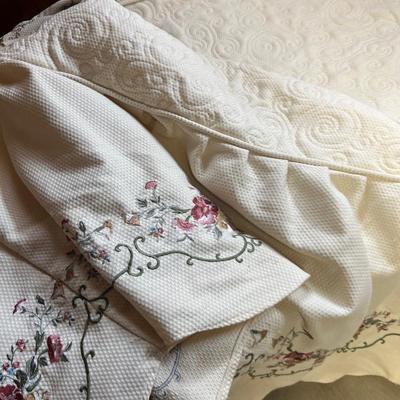 Day Bed Skirt 