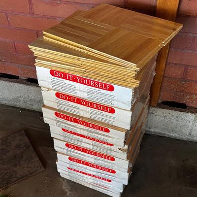 G NEW SEVERAL BOXES (9) WOOD PARQUET FLOORING '