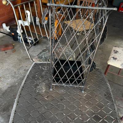 G Lot of Metal Stools and Tables 