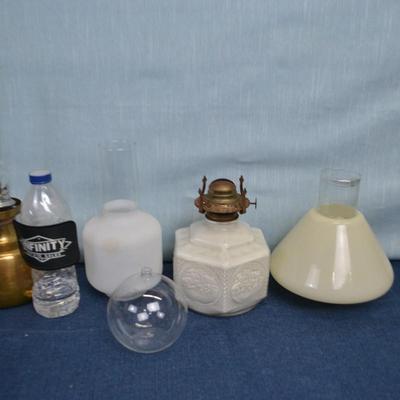 LOT 324. OIL LAMP PARTS