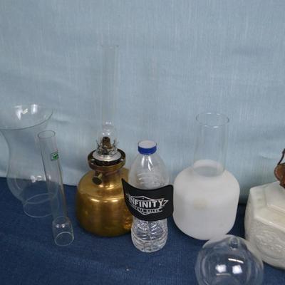 LOT 324. OIL LAMP PARTS