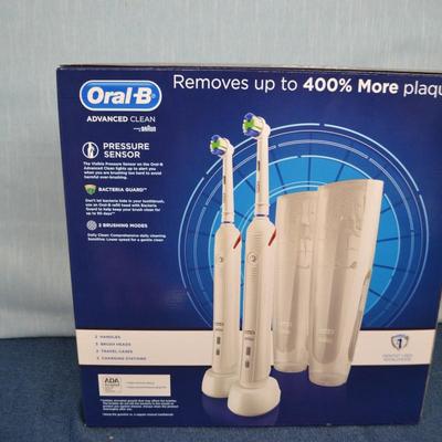 LOT 325 ORAL B RECARGEABLE TOOTHBRUSH