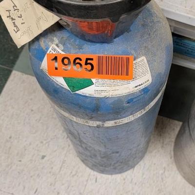 CO2 Tank