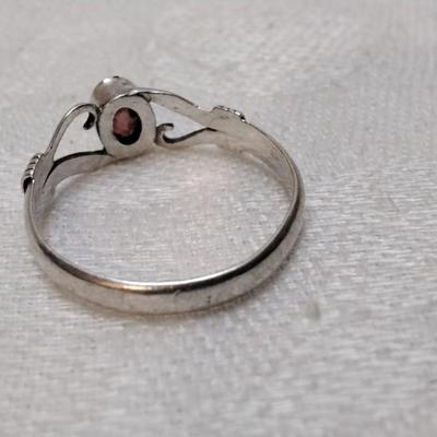 Vintage Garnet 925 Ring Size 8