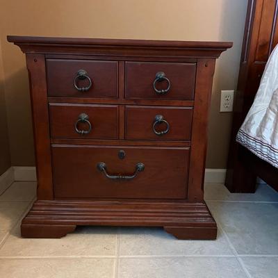 3 Drawer Night Stand Pair *Read Details