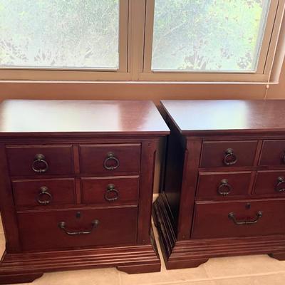 3 Drawer Night Stand Pair *Read Details