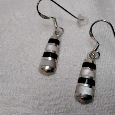 Vintage Mother of Pearl and Onyx Inlay 925 Earrings