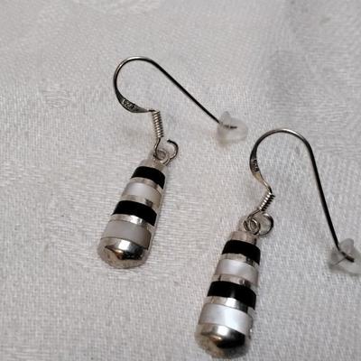 Vintage Mother of Pearl and Onyx Inlay 925 Earrings