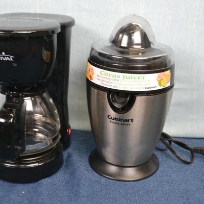 LOT 329. CUISINART JUICER AND COFFEE MAKER