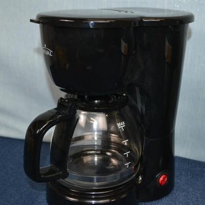 LOT 329. CUISINART JUICER AND COFFEE MAKER