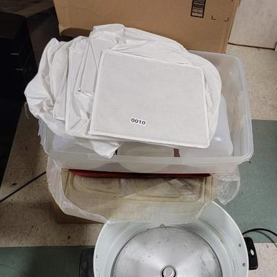 Misc. items and Tupperware