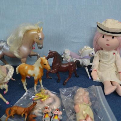 LOT 336. NURSE DOLL AND COLLECTION OF TOY HORSES